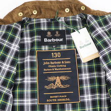 画像をギャラリービューアに読み込む, Barbour(バブアー)130周年記念モデル GAMEFAIR / ゲームフェア オイルドジャケット 【グリーン】国内正規品