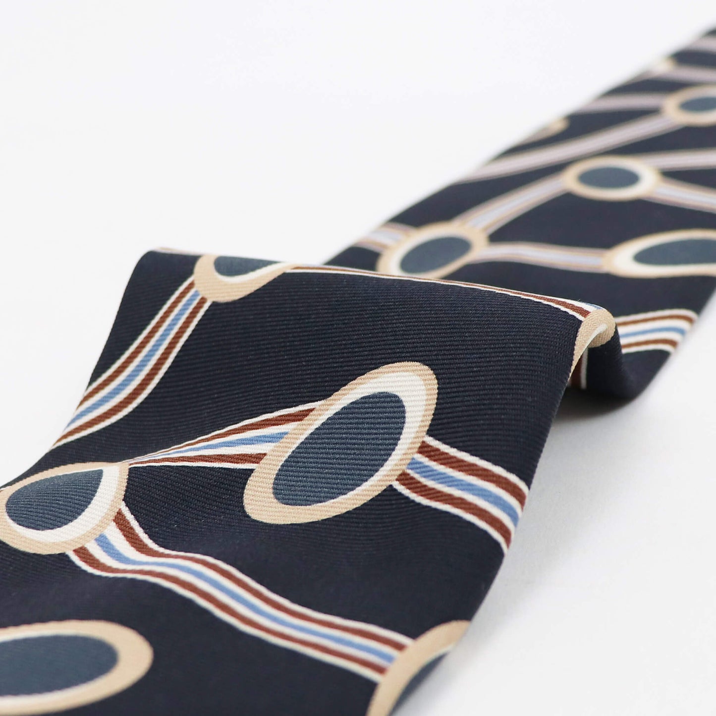 HOLLIDAY&BROWN(ホリデーアンドブラウン)ハンドメイド シルク タイ【ネイビー】国内正規品