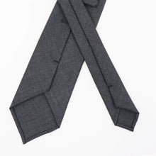 画像をギャラリービューアに読み込む, BRUNO(ブルーノ)スフォデラートトレピエゲ ウールタイ DORMEUIL / ドーメル 生地使用 トレピエゲ 三つ折り ウール ネクタイ【グレー】正規販売店