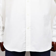 画像をギャラリービューアに読み込む, INDIVIDUALIZED SHIRTS(インディヴィジュアライズド シャツ)Giotto 別注 STANDARD FIT スタンダードフィット ボタンダウン コットン ツイル シャツ【オフホワイト】国内正規品