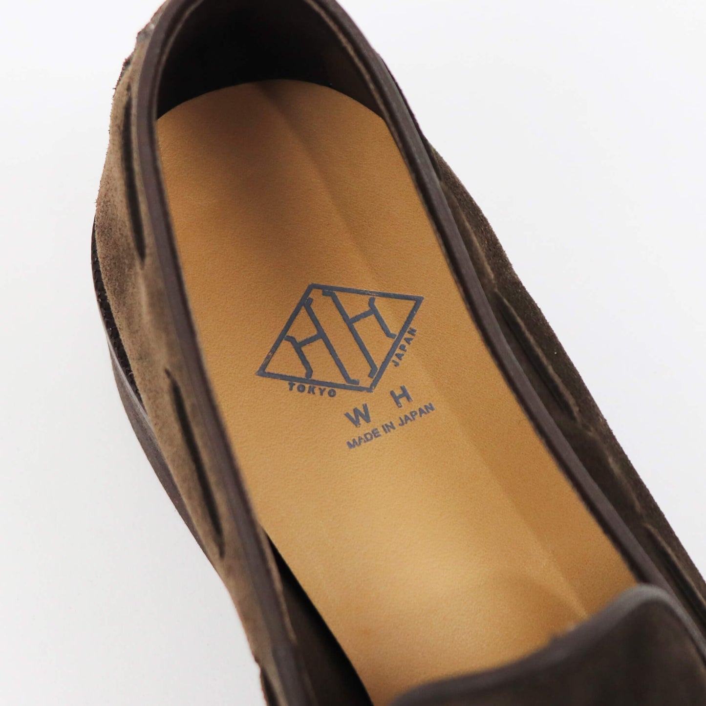 WH(ダブルエイチ)ヤヌスカーフ スエードタッセルローファー 【ブラウン】