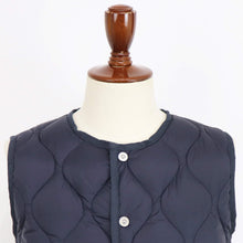 画像をギャラリービューアに読み込む, TAION(タイオン)ミリタリー クルーネック ダウンベスト ソフトシェル【ネイビー】国内正規品