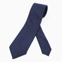 画像をギャラリービューアに読み込む, BRUNO(ブルーノ)スフォデラートトレピエゲ ウールタイ DUGDALE BROTHERS / ダグデールブラザーズ 生地使用 トレピエゲ 三つ折り ウール ネクタイ【ネイビー】正規販売店