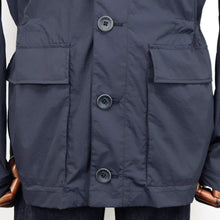 画像をギャラリービューアに読み込む, HERNO(ヘルノ)M-65 型 撥水ナイロンジャケット【ネイビー】国内正規品