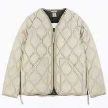 画像をギャラリービューアに読み込む, TAION(タイオン)VネックWジップ ダウンジャケット ソフトシェル【グレーベージュ】国内正規品