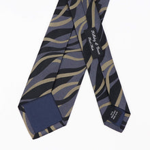 画像をギャラリービューアに読み込む, HOLLIDAY&BROWN(ホリデーアンドブラウン)ハンドメイド シルク タイ【グレー】国内正規品