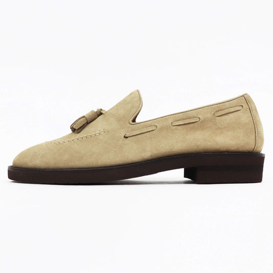 WH(ダブルエイチ)ヤヌスカーフ スエードタッセルローファー 【ベージュ】