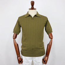画像をギャラリービューアに読み込む, Blu Bre(ブルブレ)コットンニット 針抜きスキッパーポロシャツ【オリーブ】国内正規品