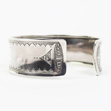 画像をギャラリービューアに読み込む, ADAWAT'N TUAREG(アダワットゥン トゥアレグ)Agharass / アガラス ズリッグ シルバー925 バングル【シルバー】国内正規品