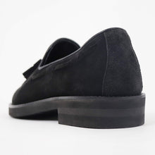 画像をギャラリービューアに読み込む, WH(ダブルエイチ)ヤヌスカーフ スエードタッセルローファー 【ブラック】