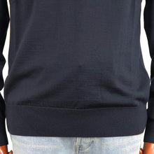 画像をギャラリービューアに読み込む, nomiamo(ノミアモ)定番 モックネック ニット 33ゲージ【ダークネイビー】国内正規品