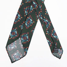 画像をギャラリービューアに読み込む, Spacca Neapolis(スパッカ ネアポリス)トレピエゲ 三つ折り シルク タイ【ダークグリーン】国内正規品