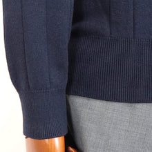 画像をギャラリービューアに読み込む, Vandori(ヴァンドリ)コットンカシミヤ針抜き クルーネックニット【ネイビー】国内正規品