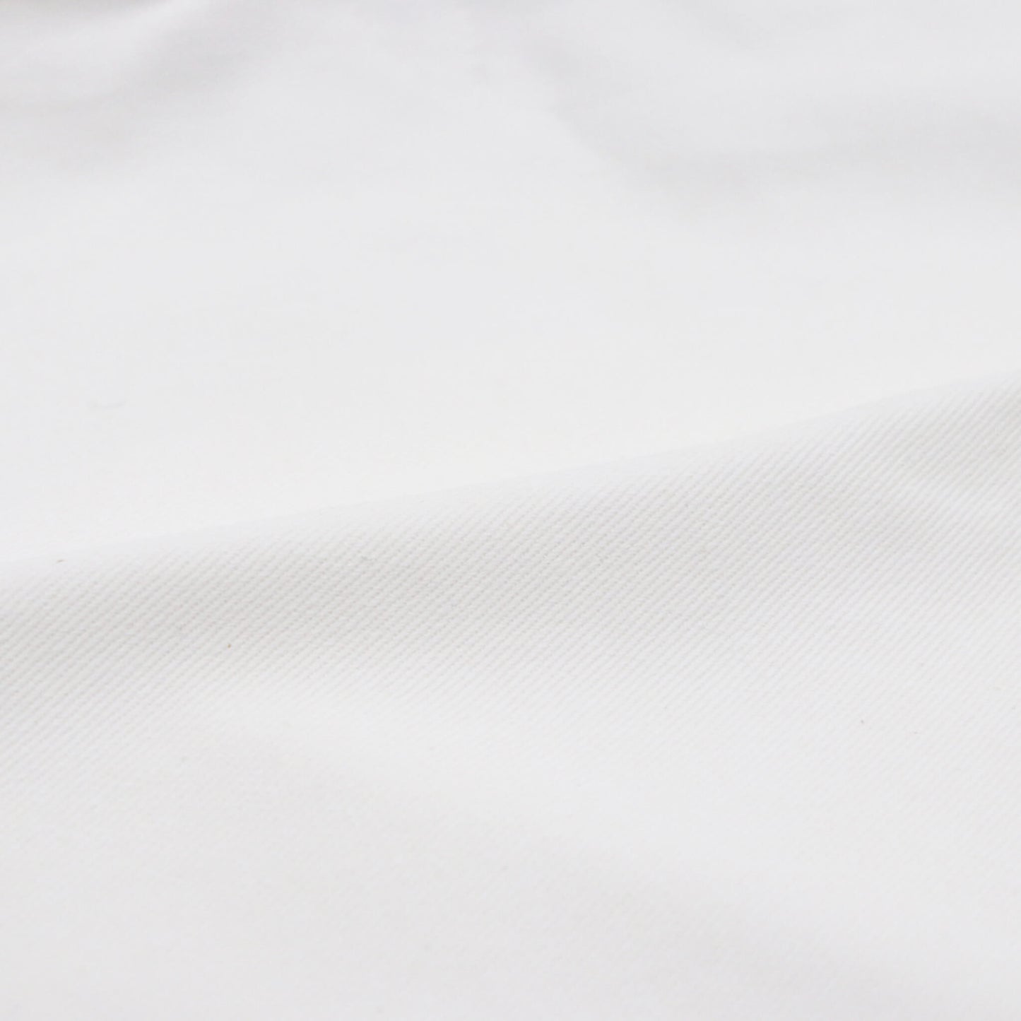 dotBravo(ドットブラーボ)Inghilterra Militare イギリス軍 プリーツ入り コットン ショート パンツ【ホワイト】国内正規品