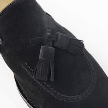 画像をギャラリービューアに読み込む, WH(ダブルエイチ)ヤヌスカーフ スエードタッセルローファー 【ブラック】
