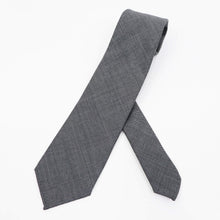 画像をギャラリービューアに読み込む, BRUNO(ブルーノ)スフォデラートトレピエゲ ウールタイ DORMEUIL / ドーメル 生地使用 トレピエゲ 三つ折り ウール ネクタイ【ライトグレー】正規販売店
