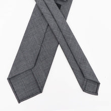 画像をギャラリービューアに読み込む, BRUNO(ブルーノ)スフォデラートトレピエゲ ウールタイ DORMEUIL / ドーメル 生地使用 トレピエゲ 三つ折り ウール ネクタイ【ライトグレー】正規販売店