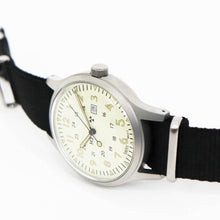 画像をギャラリービューアに読み込む, NAVAL WATCH(ナバルウォッチ)Naval military watch Mil.-01C US Force Type 【ホフホワイト】国内正規品