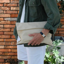 画像をギャラリービューアに読み込む, Cisei(シセイ)1210/LD シボ革 リンドス カーフ レザー クラッチバッグ【ベージュbeige】国内正規品