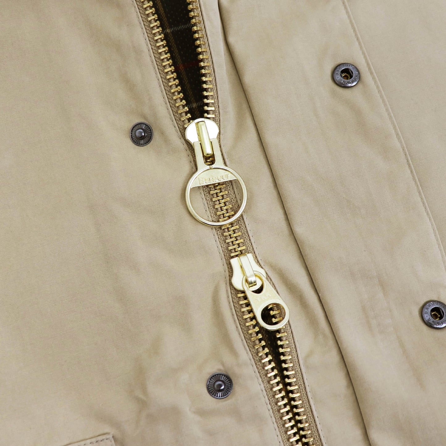 Barbour（バブアー）BORROWDALE / ボロウデイル ピーチスキン ショート ブルゾン【ベージュ】国内正規品