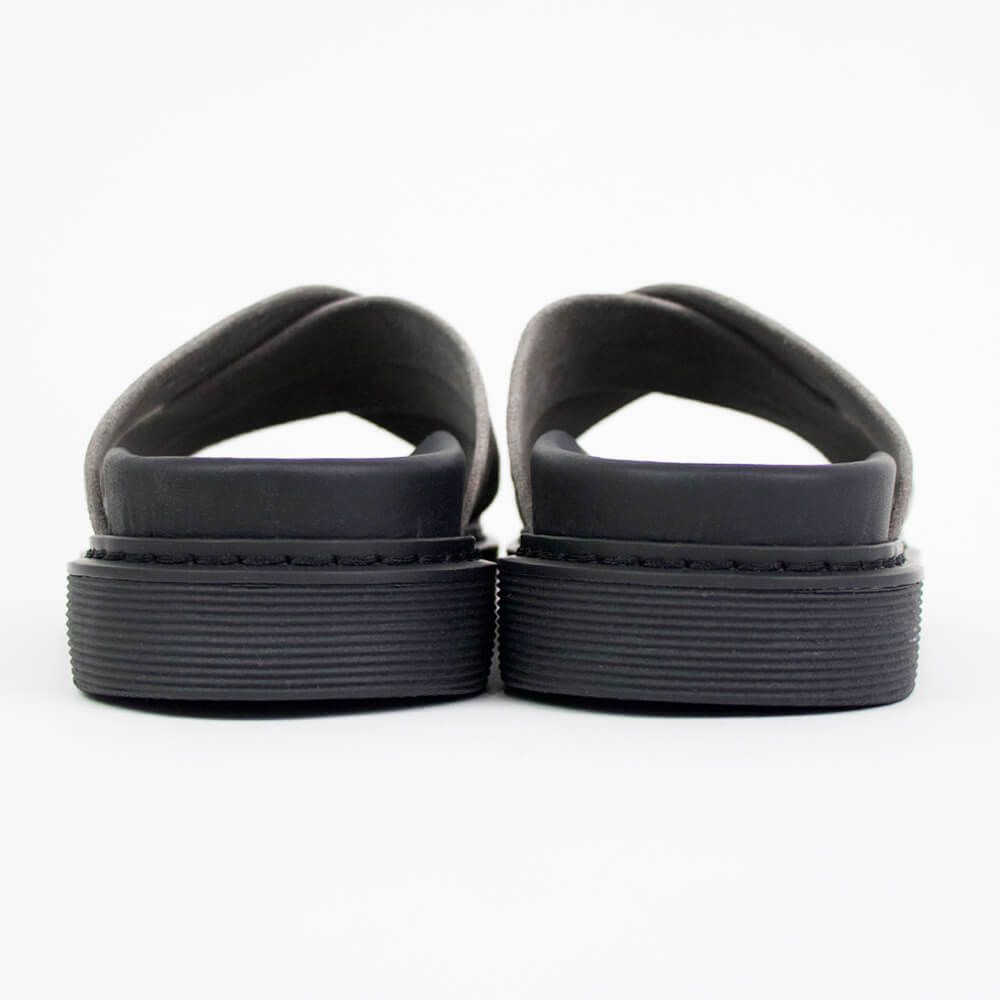 MAURO de BARI（マウロデバーリ）スエード クロスストラップ サンダル【トープ×ブラック】国内正規品