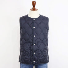 画像をギャラリービューアに読み込む, TAION（タイオン）ミリタリー クルーネック ダウンベスト ソフトシェル【ネイビー】国内正規品

