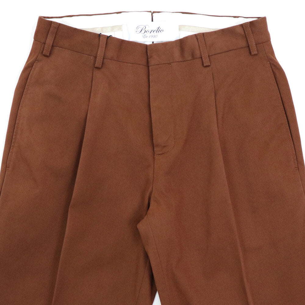 BORELIO（ボレリオ）ワンプリーツ テーパード コットンパンツ【ブリック】国内正規品