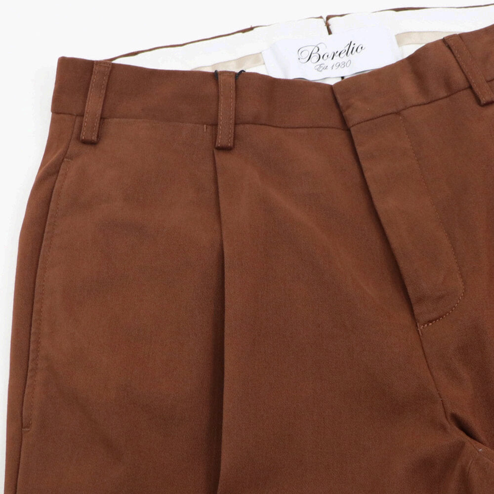 BORELIO（ボレリオ）ワンプリーツ テーパード コットンパンツ【ブリック】国内正規品