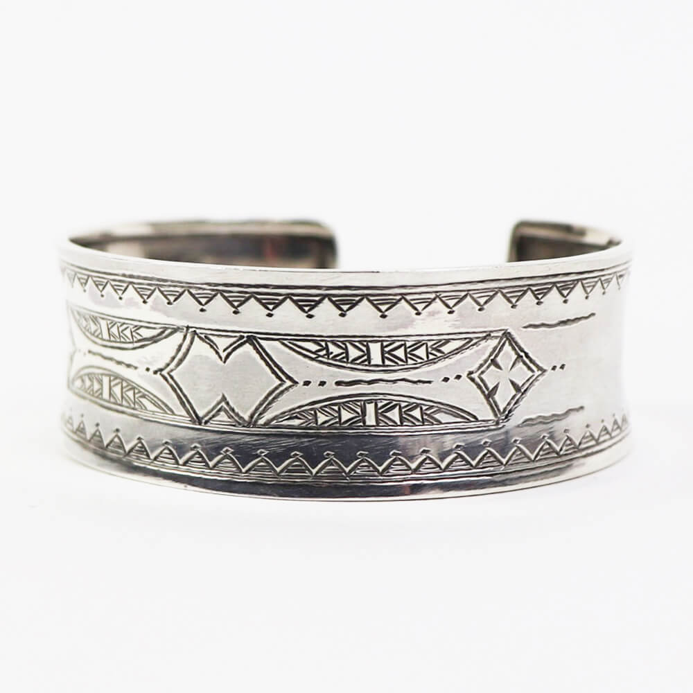 Adawat'n Tuareg ステンレスバングル イグヌワン Adawat'n Tuareg ステンレスバングル イグヌワン 楽天市場