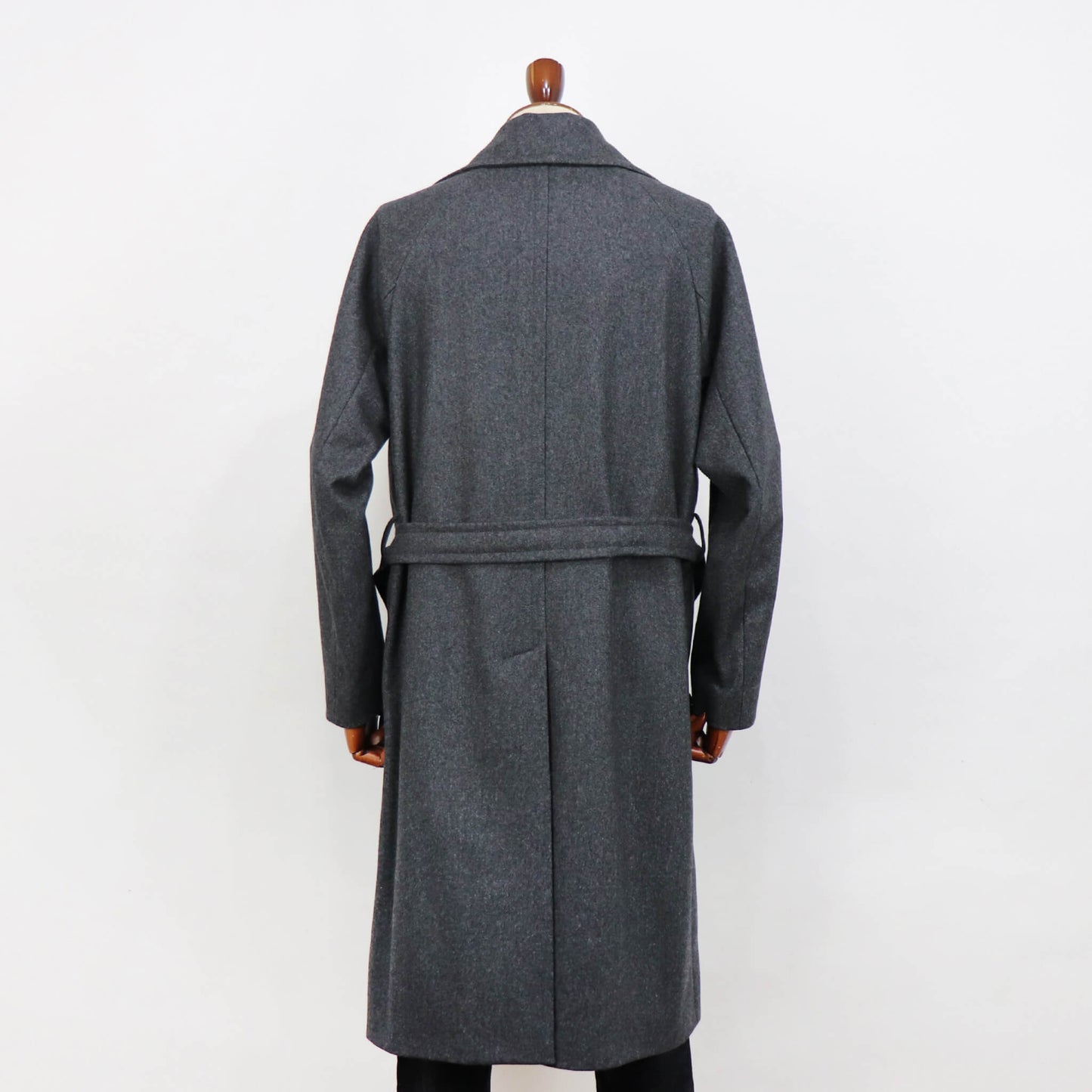 hevo（イーヴォ）BRINDISI ブリンディジ ダブルブレスト ベルテッド ウール コート【チャコールグレー】国内正規品