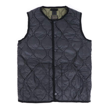 画像をギャラリービューアに読み込む, TAION（タイオン）ミリタリー クルーネック ダウンベスト ソフトシェル【ブラック】国内正規品
