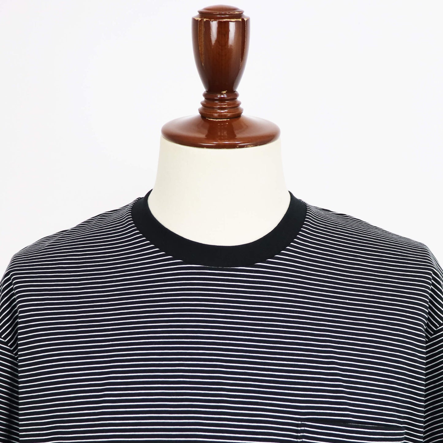 handvaerk（ハンドバーク）クルーネック ポケット付き ボーダーTシャツ【ブラック×ホワイト】国内正規品