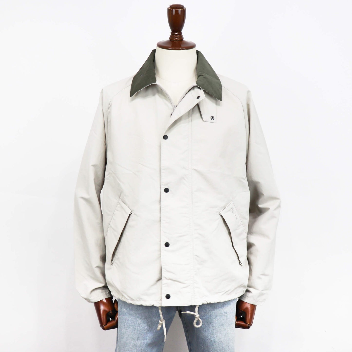 Barbour（バブアー）TRANSPORT / トランスポート ナイロンジャケット【ライトベージュ】国内正規品