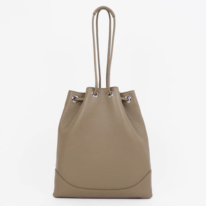PELLE MORBIDA（ペッレ モルビダ）ドローストリングバッグ【トープ】国内正規品