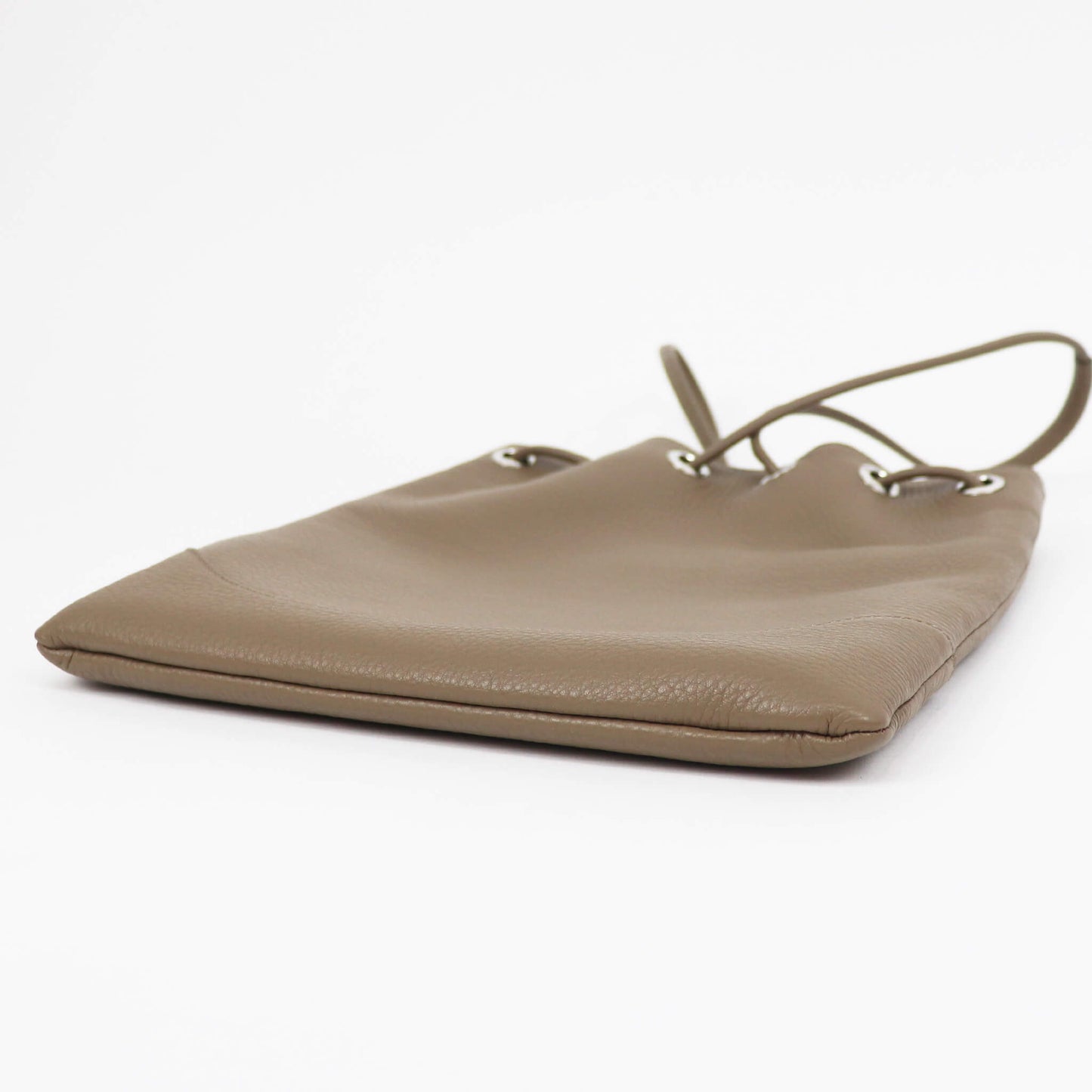 PELLE MORBIDA（ペッレ モルビダ）ドローストリングバッグ【トープ】国内正規品