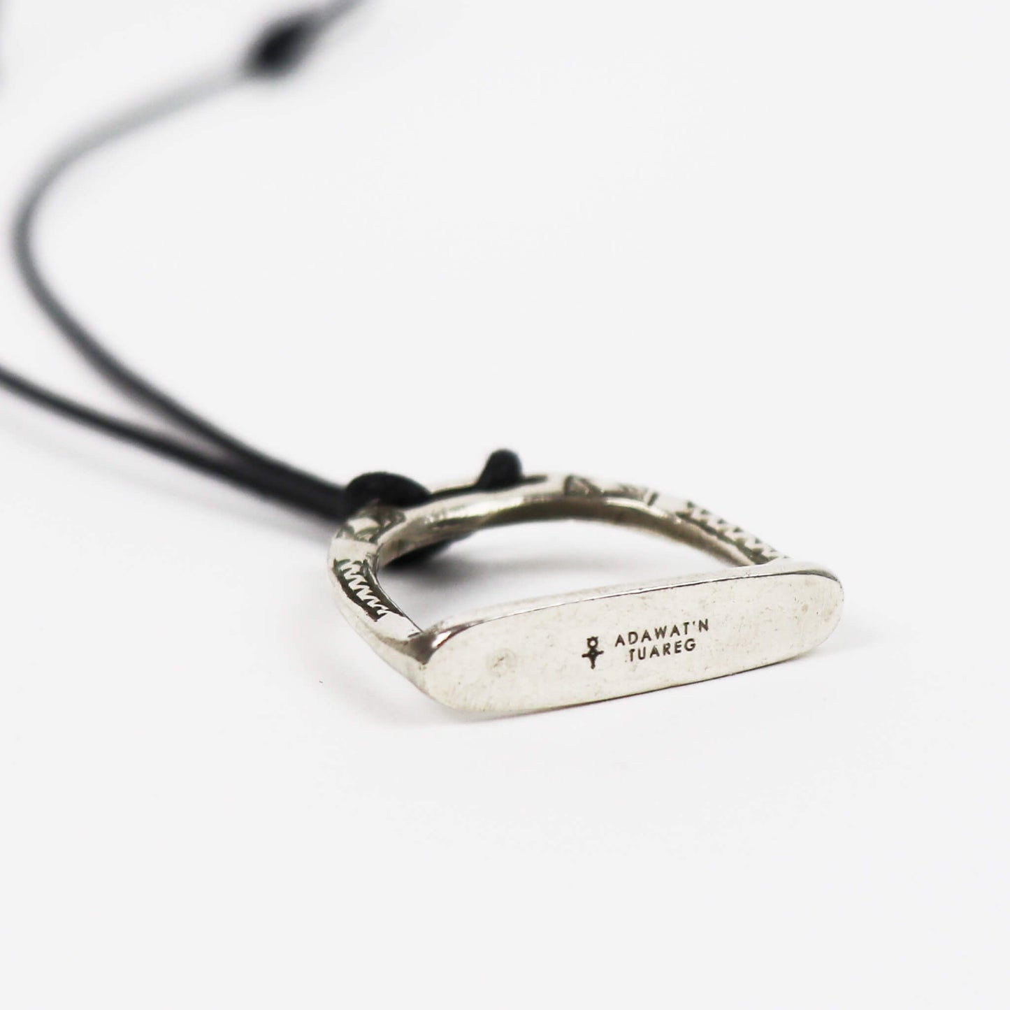 ADAWAT'N TUAREG（アダワットゥン トゥアレグ）Afeqqer Sansalt / アフケール スンスルト シルバー925 鐙 シルバー ネックレス【シルバー】国内正規品