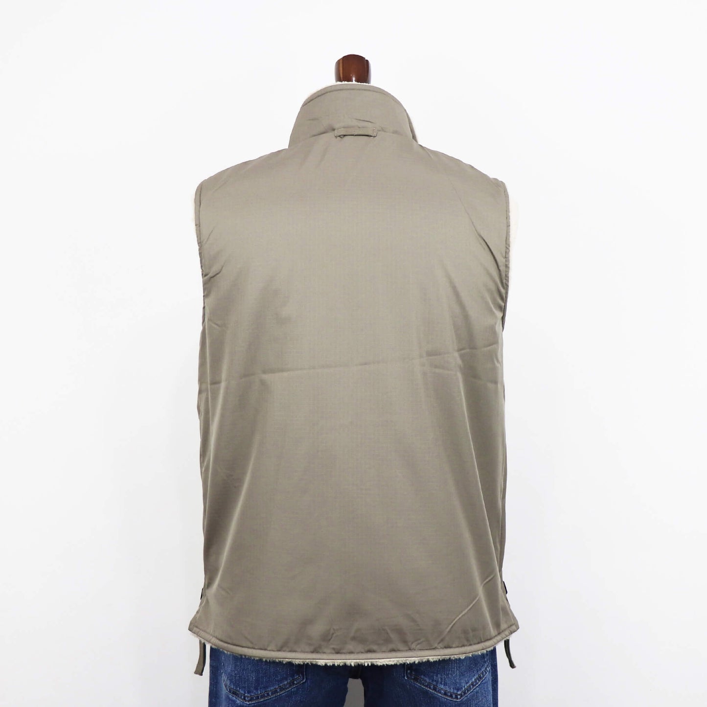 TAION（タイオン）ミノンダウン ミリタリー リバーシブル ハイネック ボア ベスト【ライトモカ×ベージュ】国内正規品