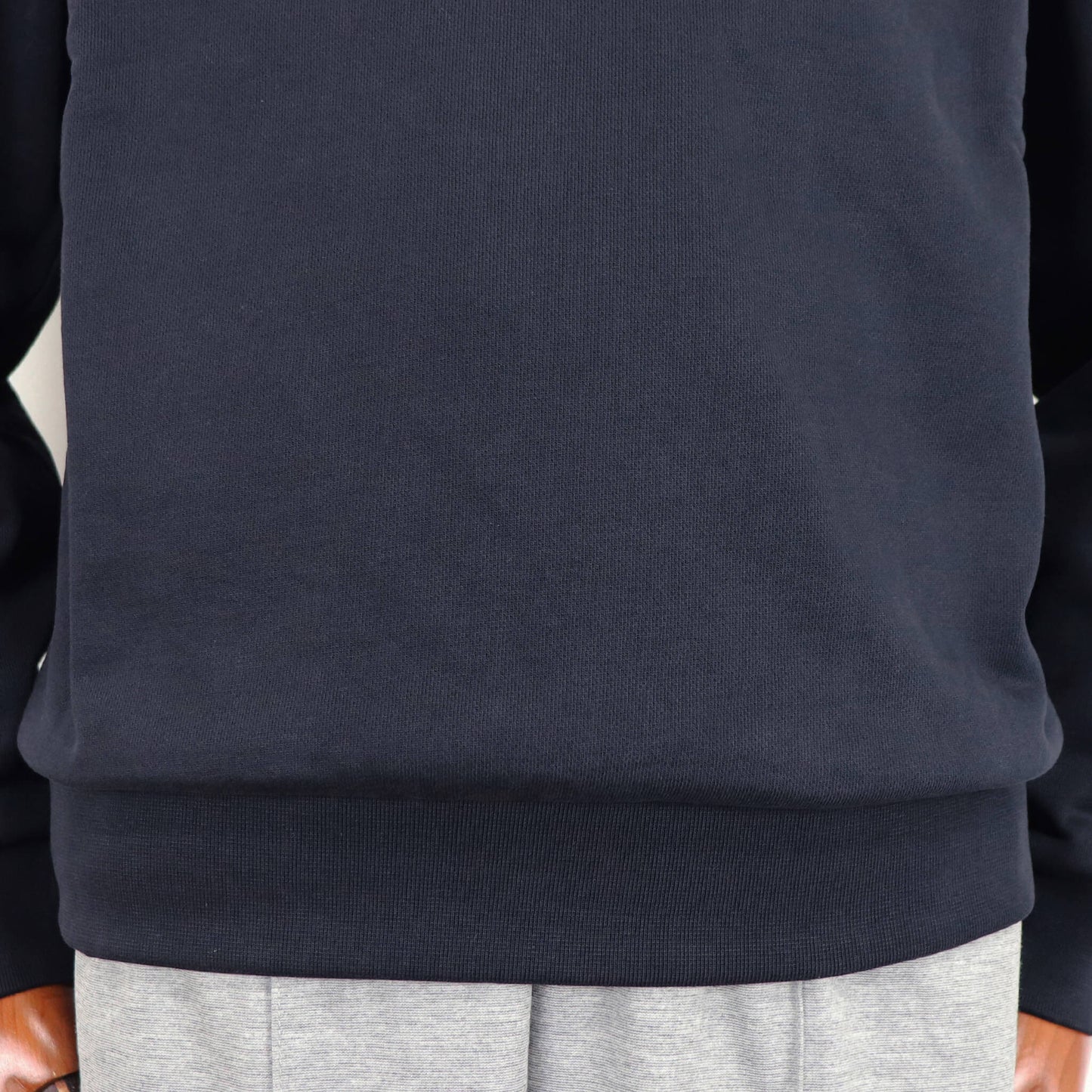 HERNO（ヘルノ）ロゴ入りコットンスウェット【ネイビー】国内正規品