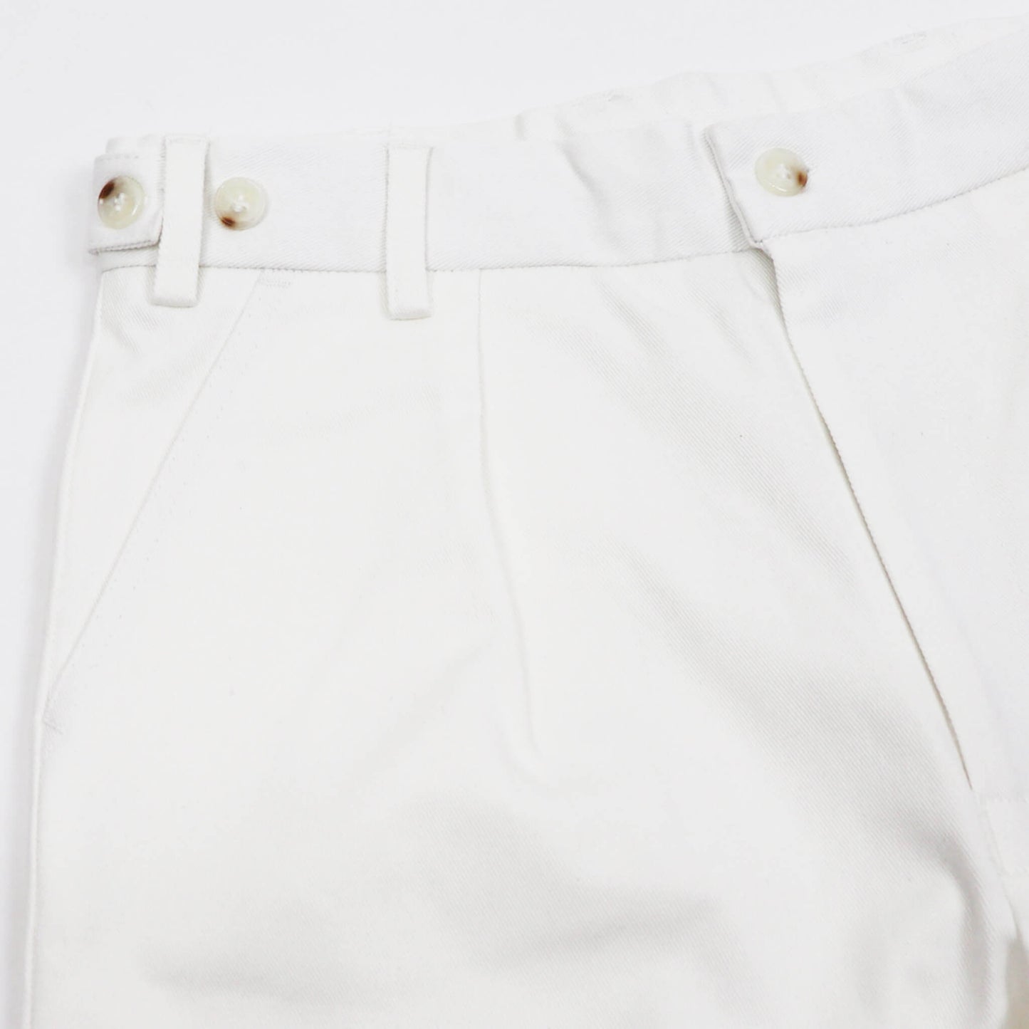 dotBravo（ドットブラーボ）Inghilterra Militare イギリス軍 プリーツ入り コットン ショート パンツ【ホワイト】国内正規品