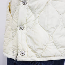 画像をギャラリービューアに読み込む, TAION（タイオン）ミリタリー クルーネック ダウンベスト ソフトシェル【オフホワイト】国内正規品
