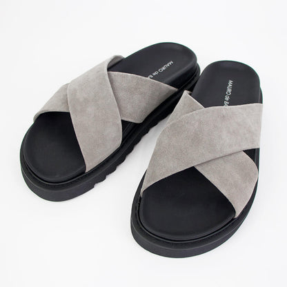 MAURO de BARI（マウロデバーリ）スエード クロスストラップ サンダル【トープ×ブラック】国内正規品