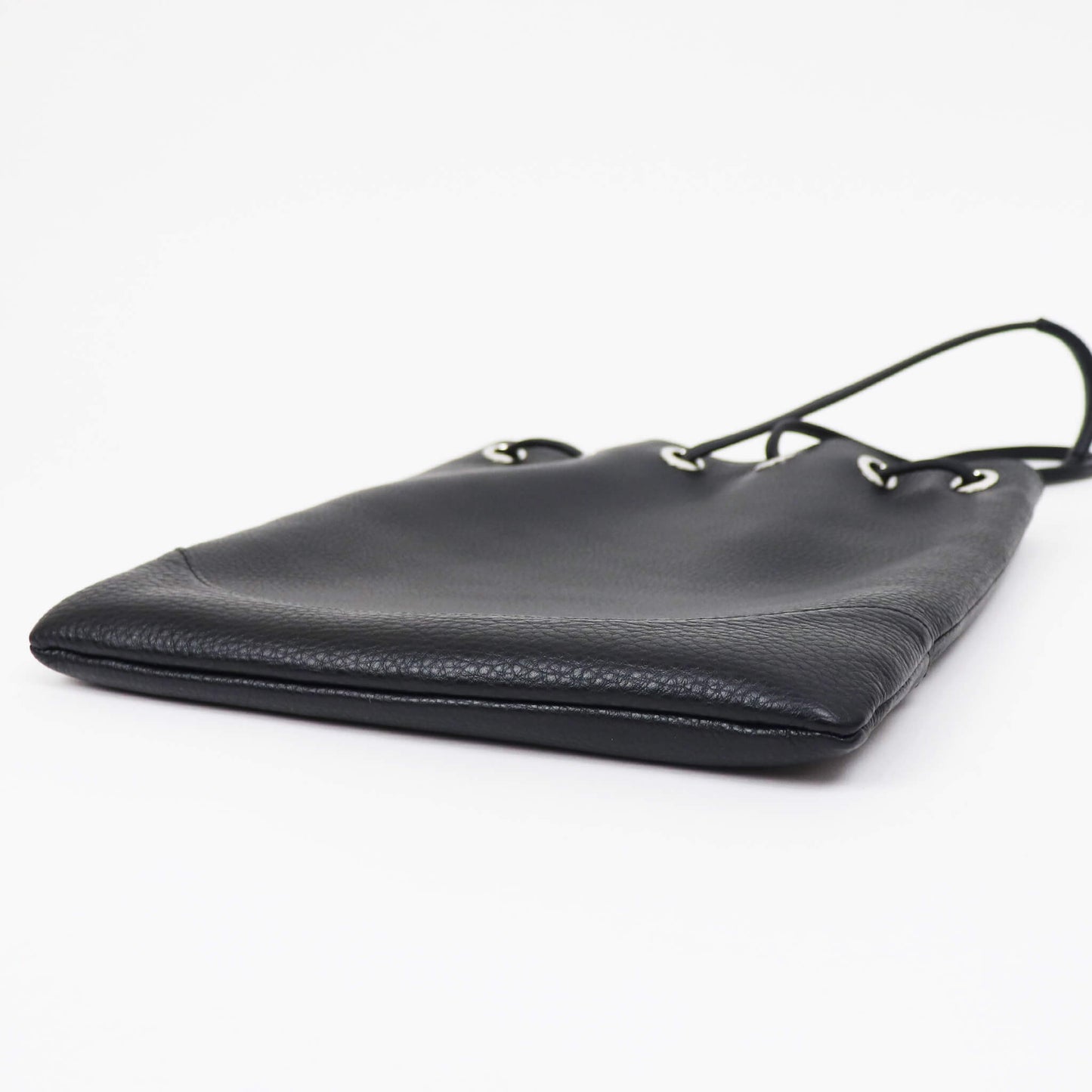 PELLE MORBIDA（ペッレ モルビダ）ドローストリングバッグ【ブラック】国内正規品