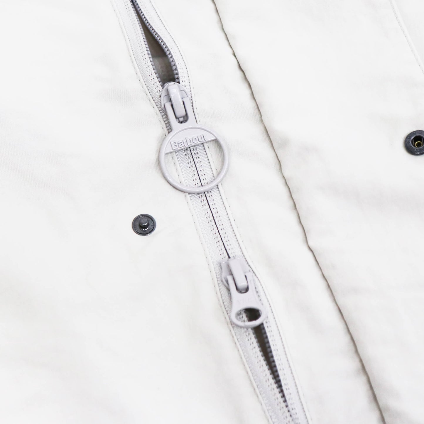 Barbour（バブアー）TRANSPORT / トランスポート ナイロンジャケット【ライトベージュ】国内正規品