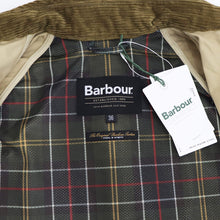 画像をギャラリービューアに読み込む, Barbour（バブアー）BORROWDALE / ボロウデイル ピーチスキン ショート ブルゾン【ベージュ】国内正規品
