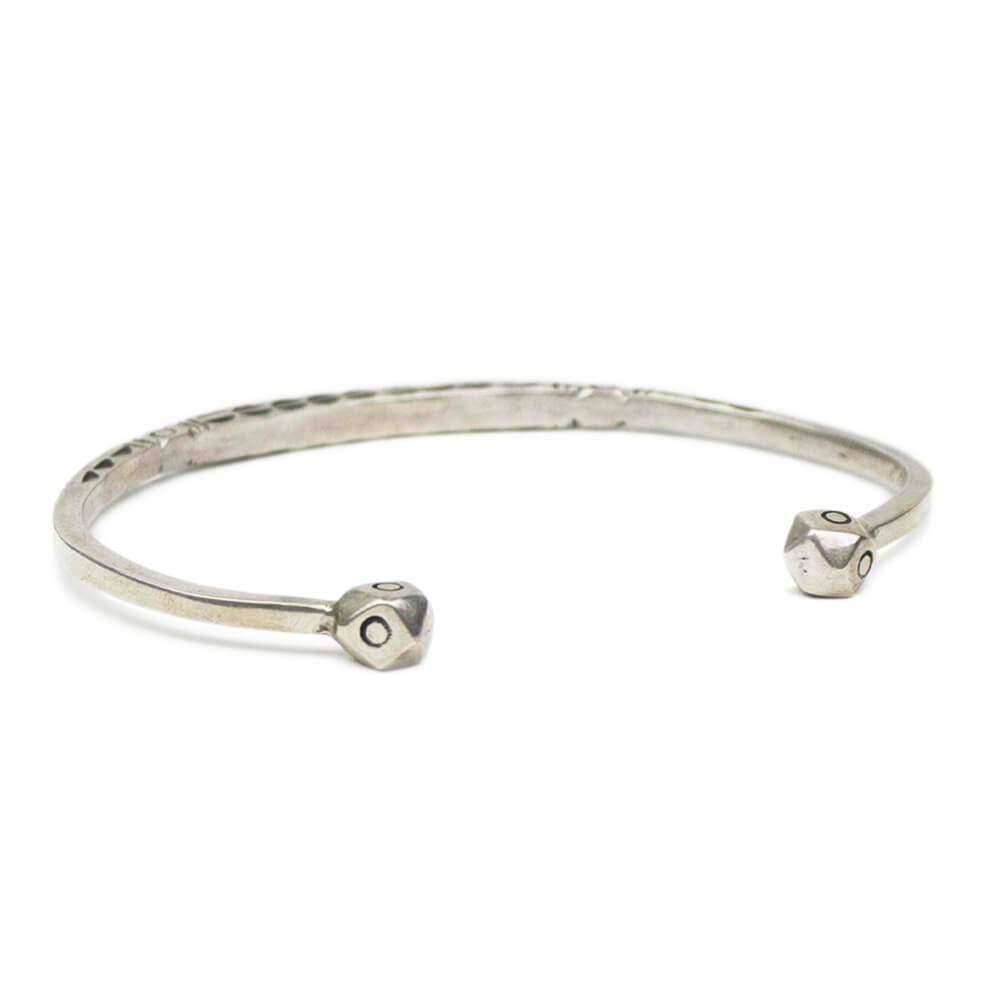 ADAWAT'N TUAREG（アダワットゥン トゥアレグ）Ismawn / イスマウン バングル シルバー925【シルバー】国内正規品