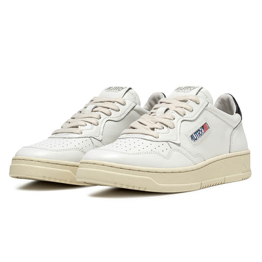 AUTRY（オートリー）MEDALIST メダリスト ローカット レザー スニーカー AULM-LL22【ホワイト×ブラック】国内正規品