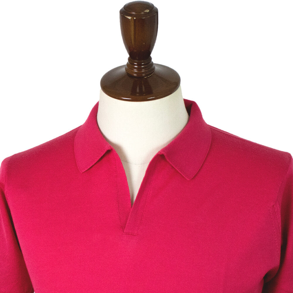JOHN SMEDLEY（ジョンスメドレー）「JATHAN」30ゲージ コットン 半袖 スキッパー ニットポロシャツ【BERRY】国内正規品