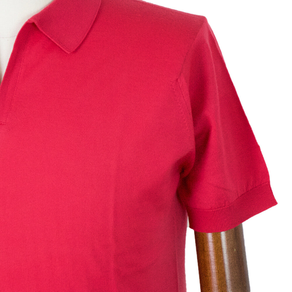 JOHN SMEDLEY（ジョンスメドレー）「JATHAN」30ゲージ コットン 半袖 スキッパー ニットポロシャツ【BERRY】国内正規品