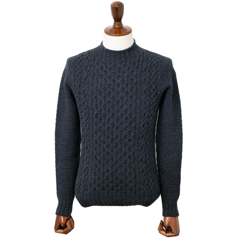Drumohr（ドルモア）D4W105AR ラムズウール ケーブル編み モックネック
